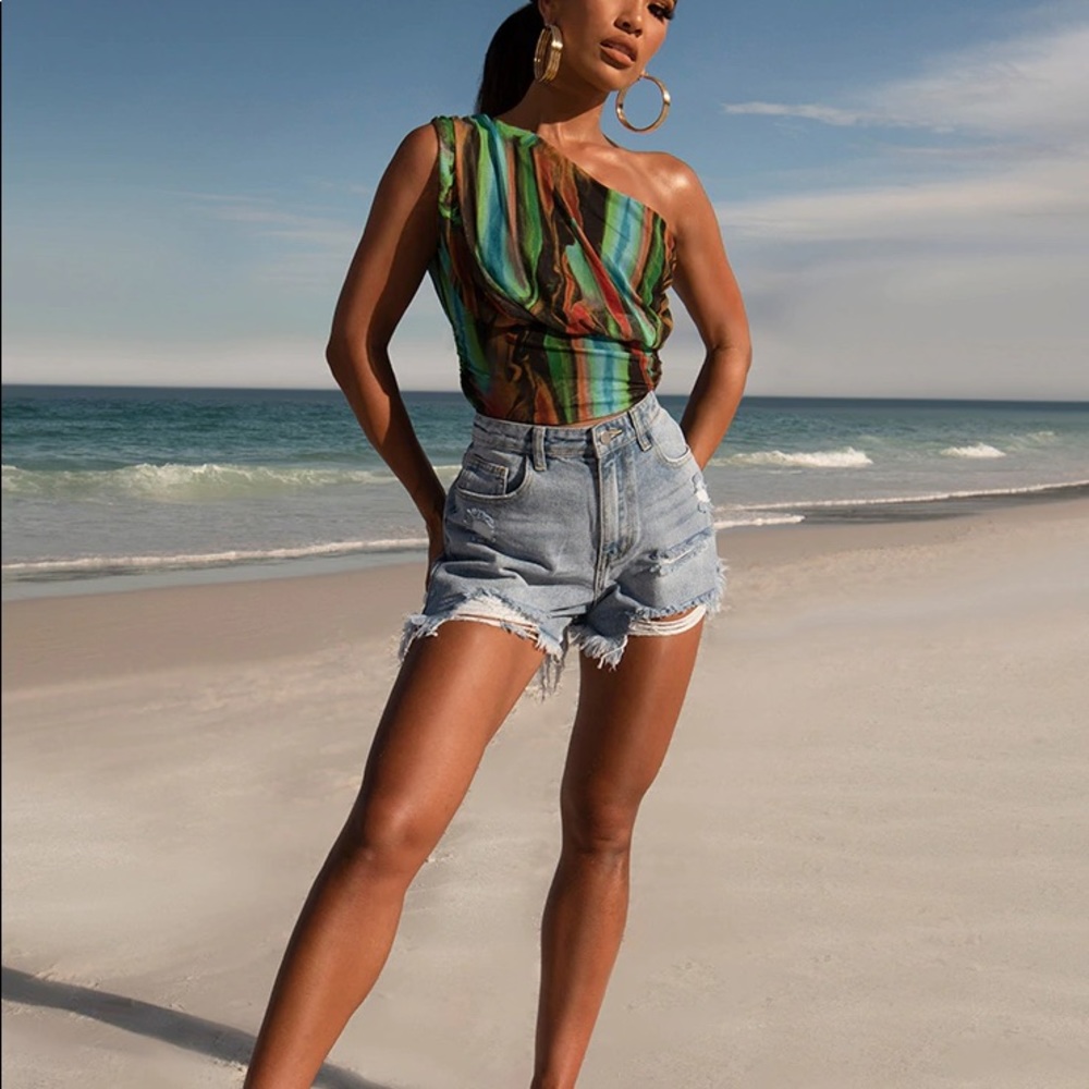 Light Blue Wash Distressed Denim Mom Shorts